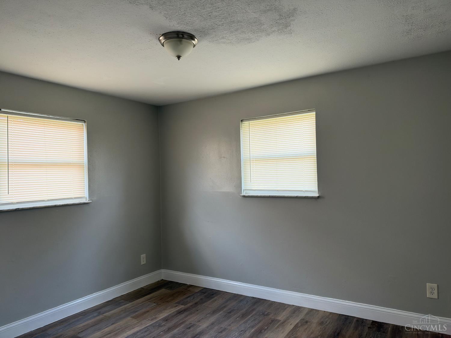 3553 Wilson Avenue Property Photo 7