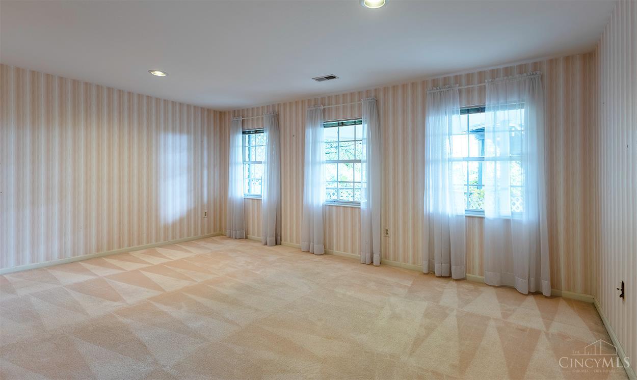12152 Peak Drive Property Photo 35