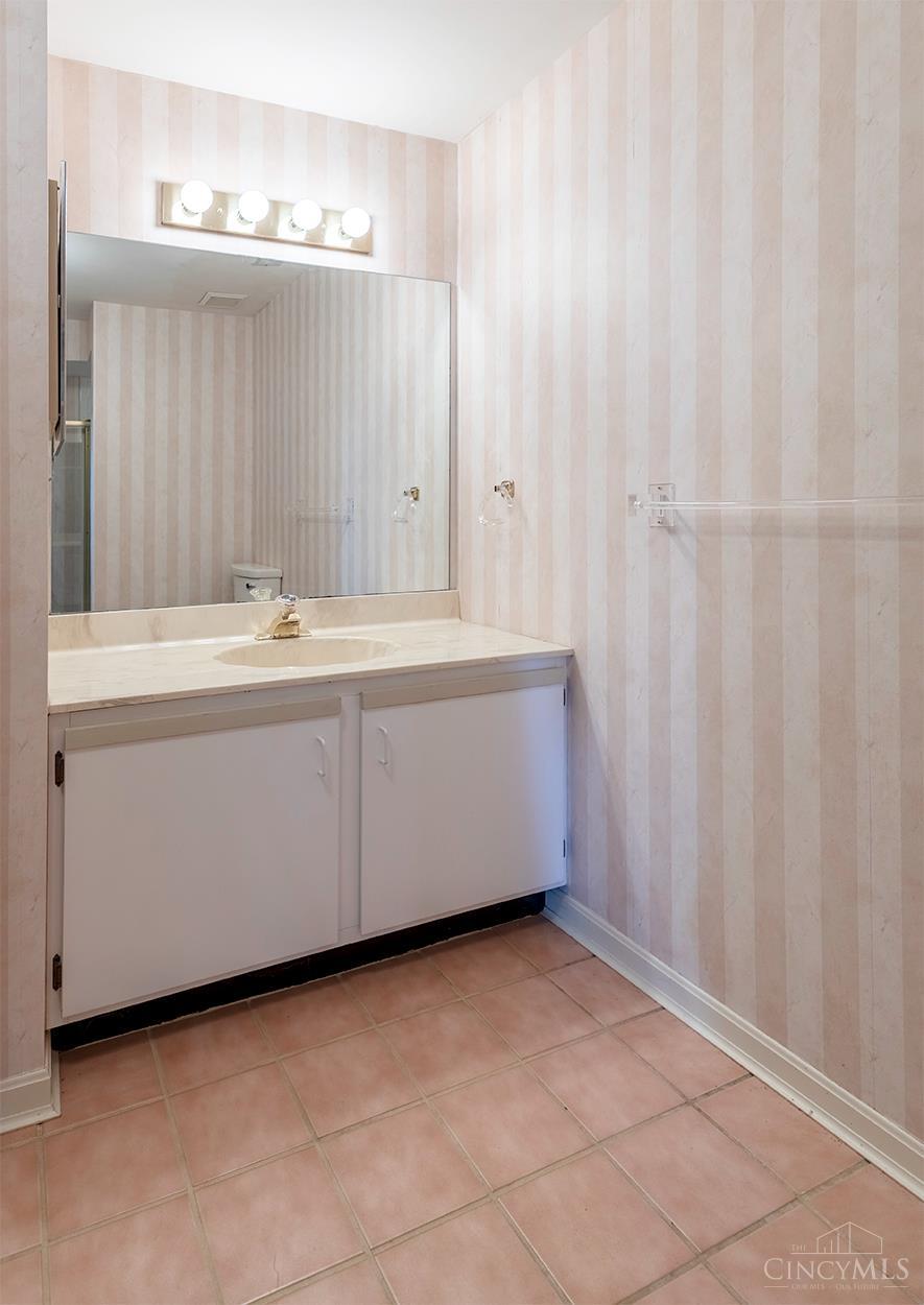 12152 Peak Drive Property Photo 38