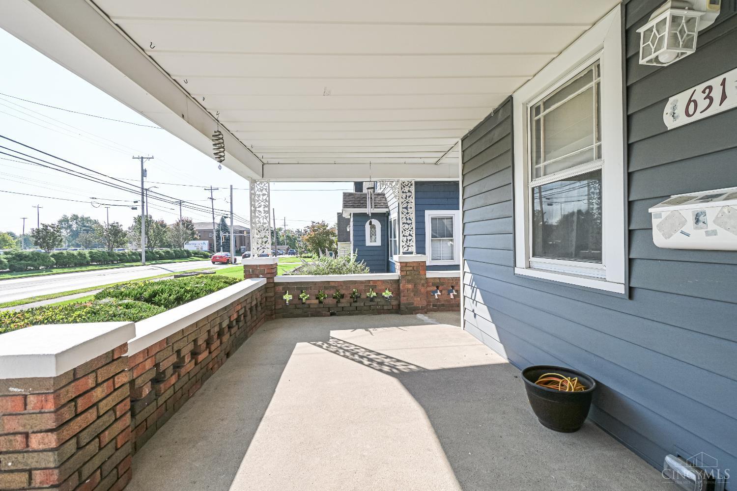 631 Eaton Property Photo 4
