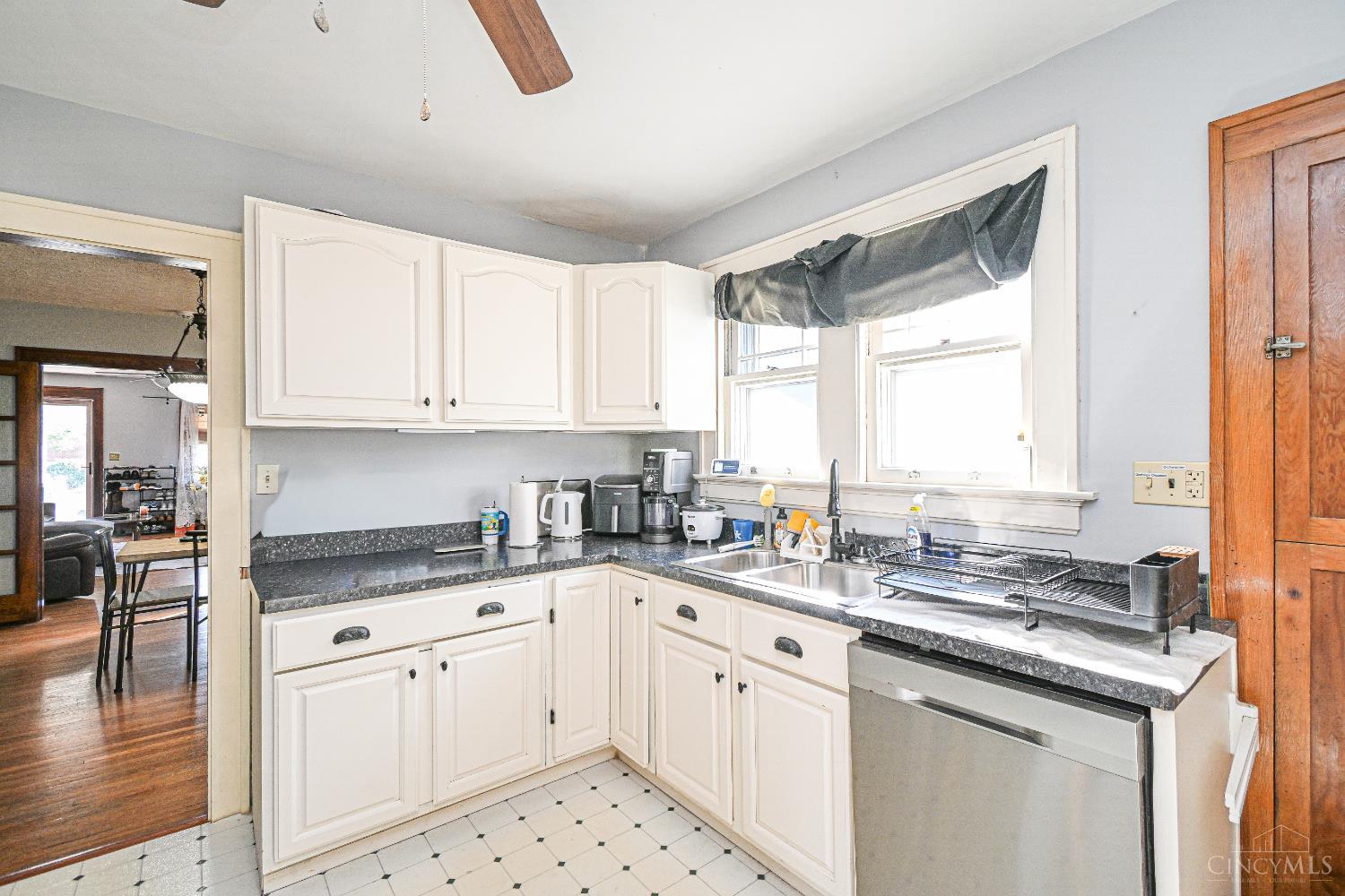 631 Eaton Property Photo 16