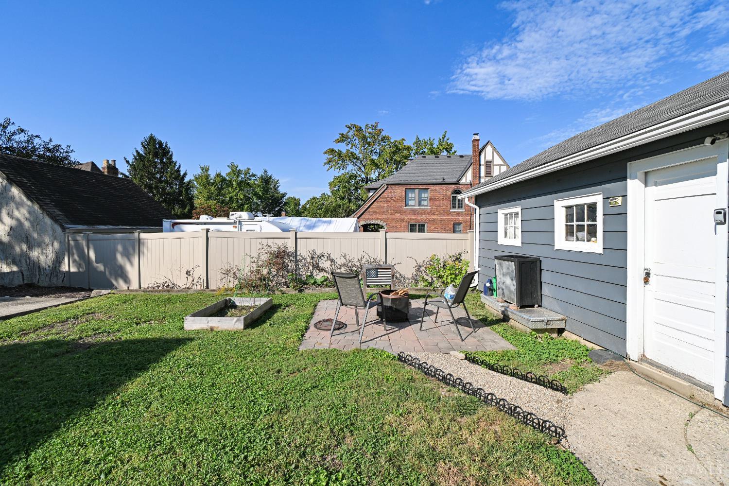 631 Eaton Property Photo 30