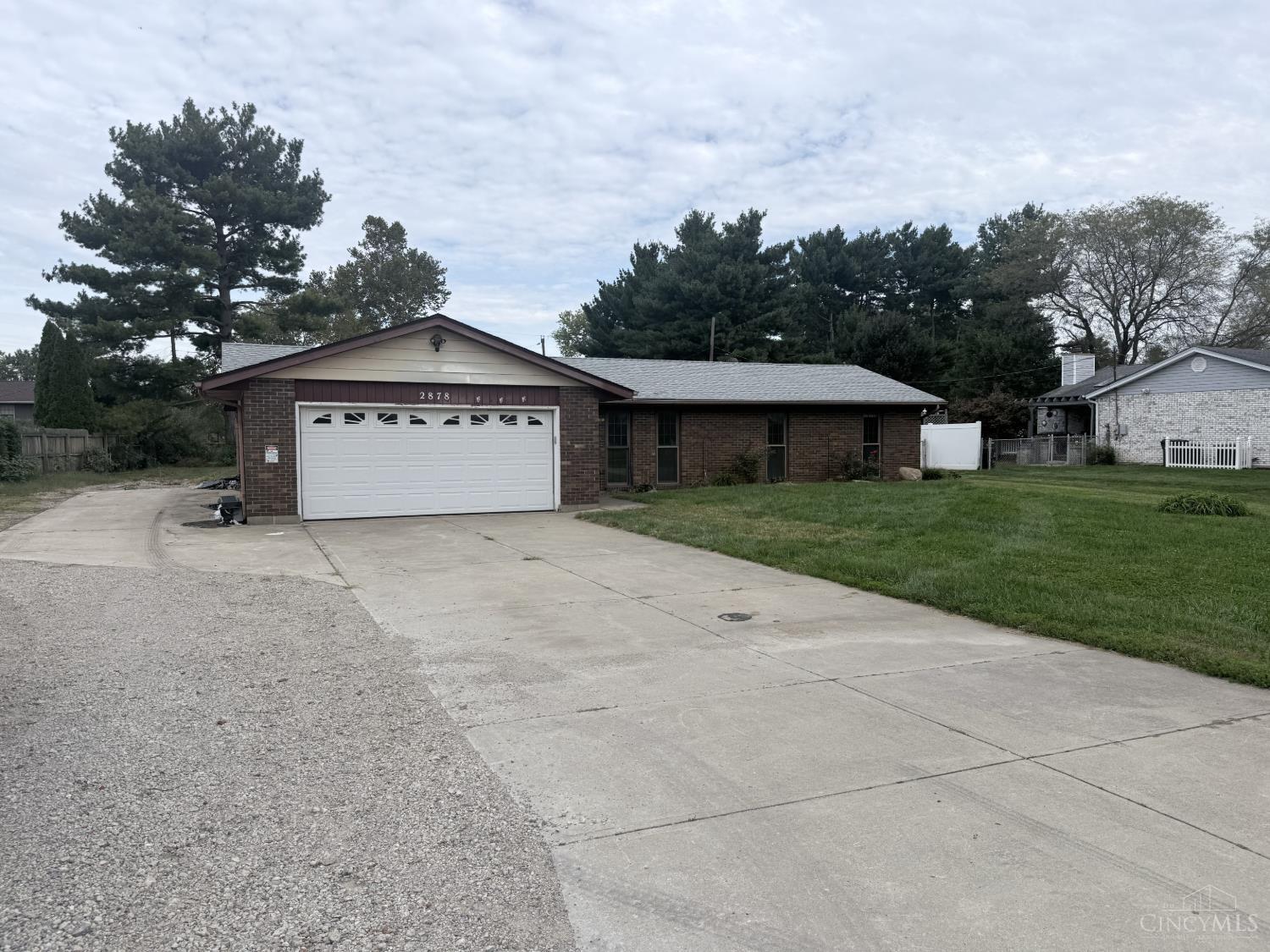 2878 Gateway Drive Property Photo 1