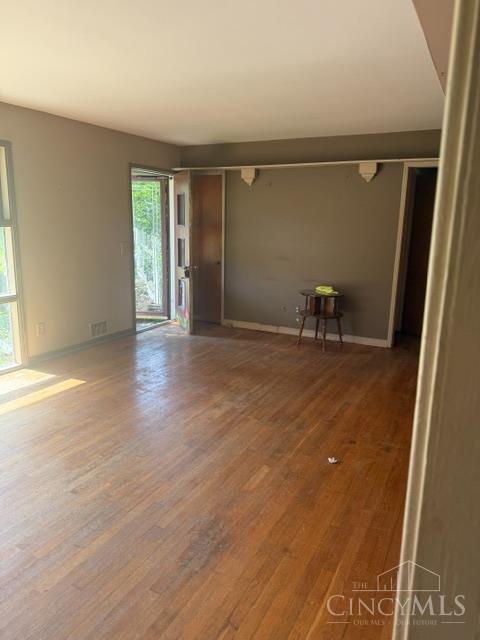 2160 Pinney Lane Property Photo 4