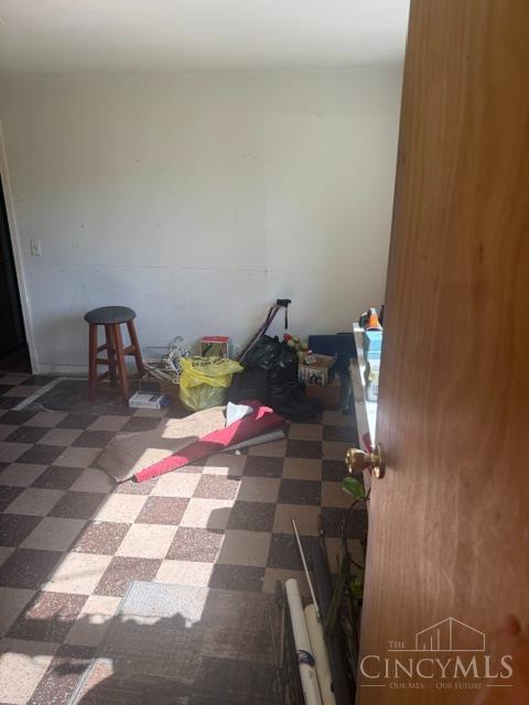 2160 Pinney Lane Property Photo 6
