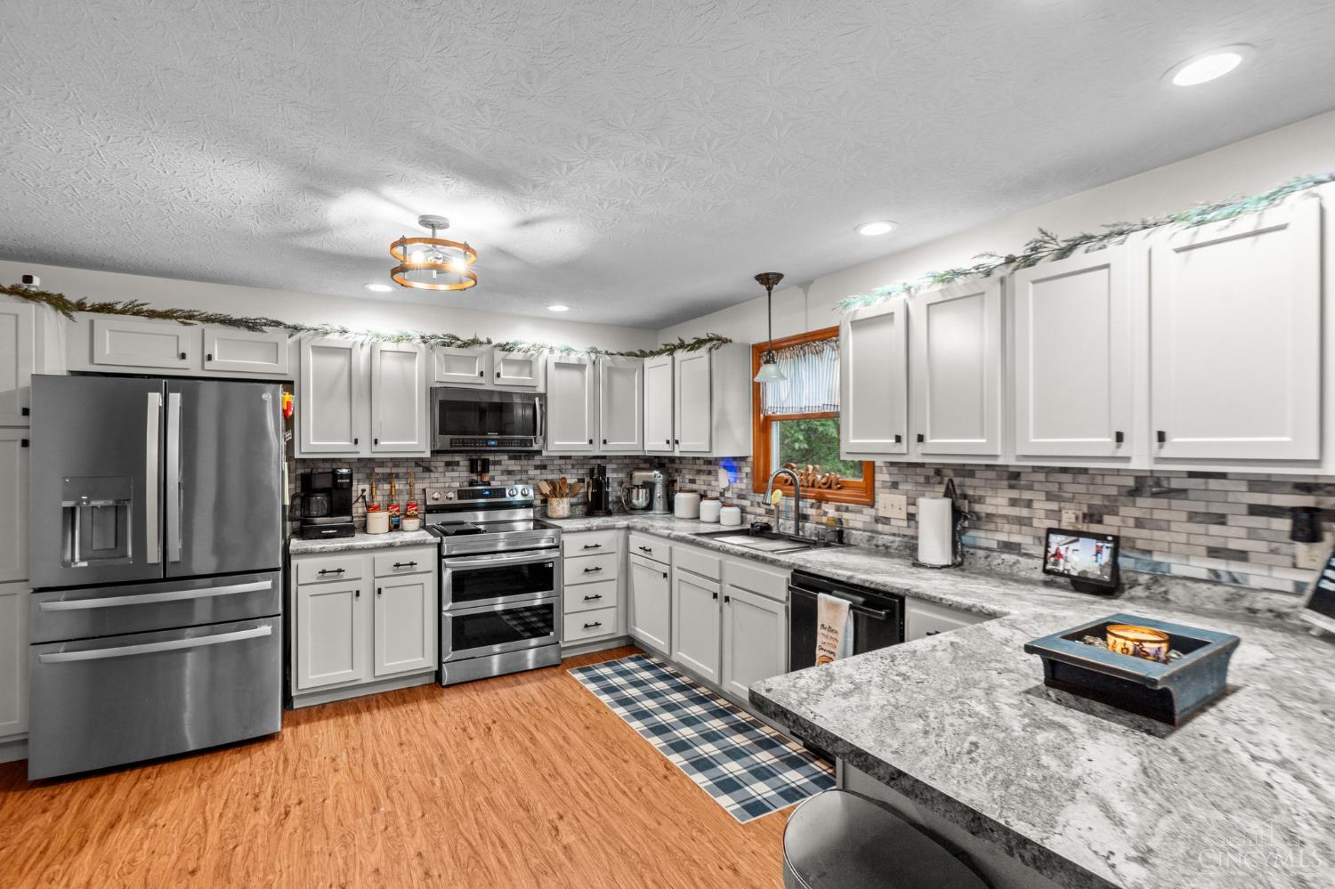 N 274 First Property Photo 23