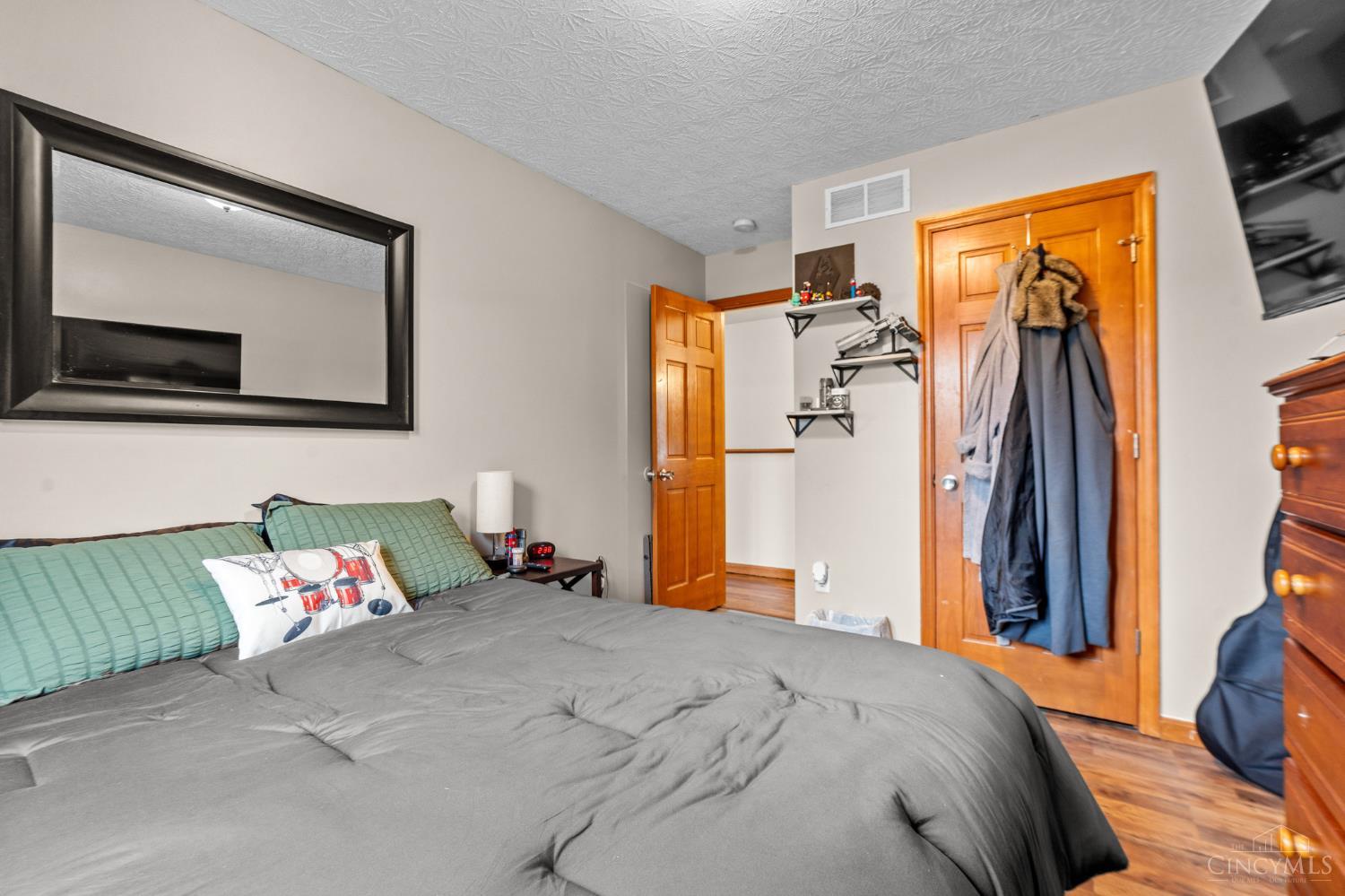 N 274 First Property Photo 35