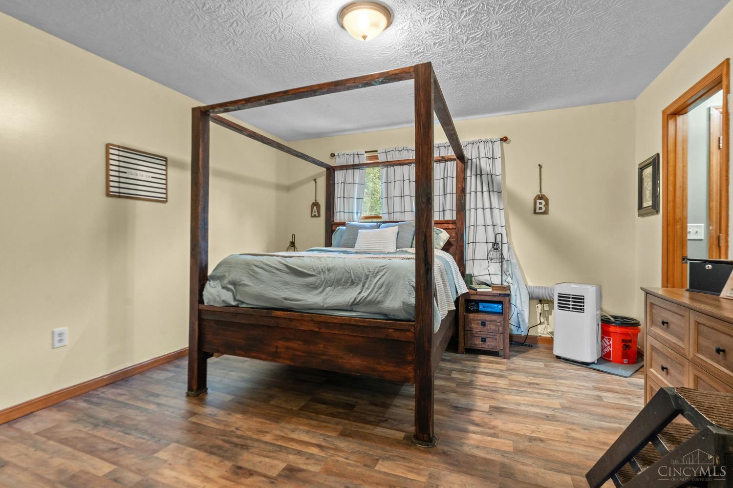 N 274 First Property Photo 40