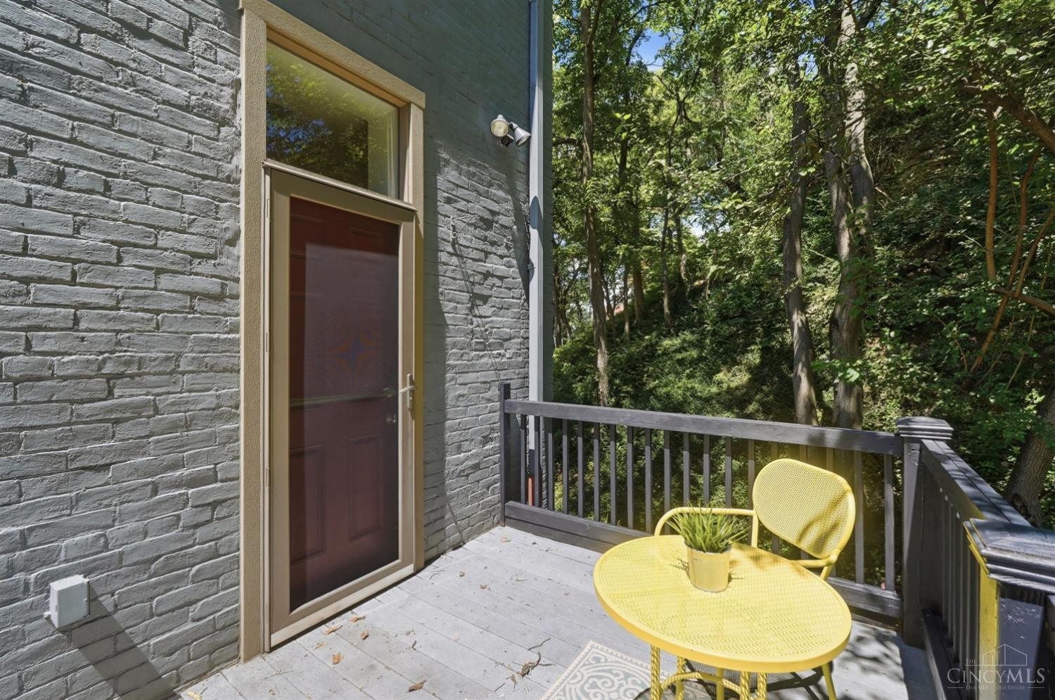 1810 Walker Street Property Photo 31