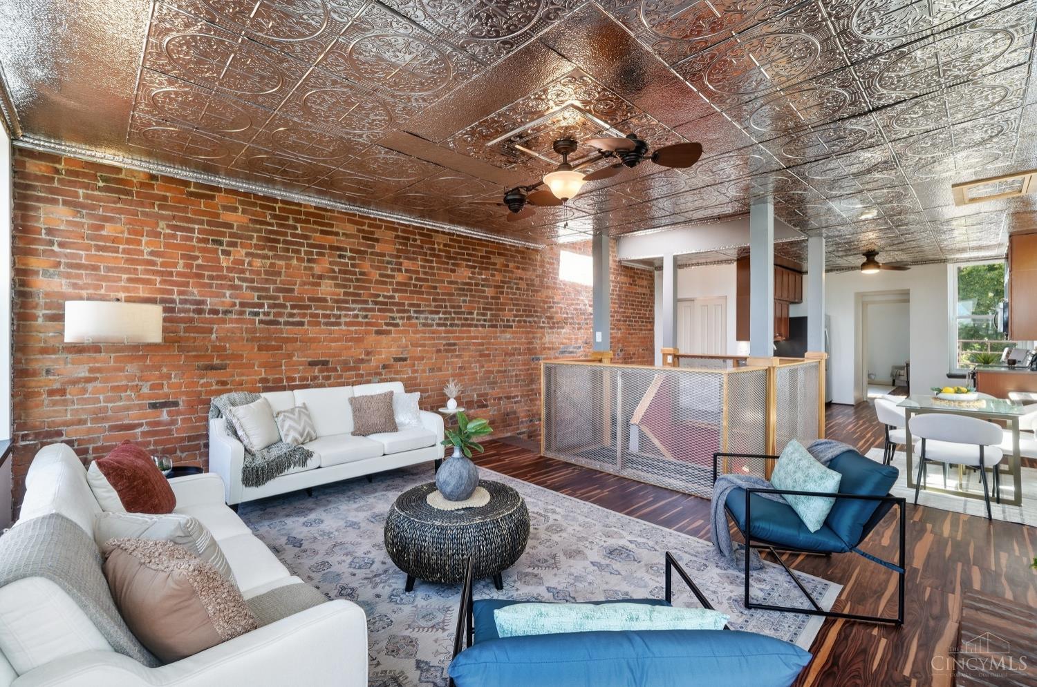 1810 Walker Street Property Photo 39