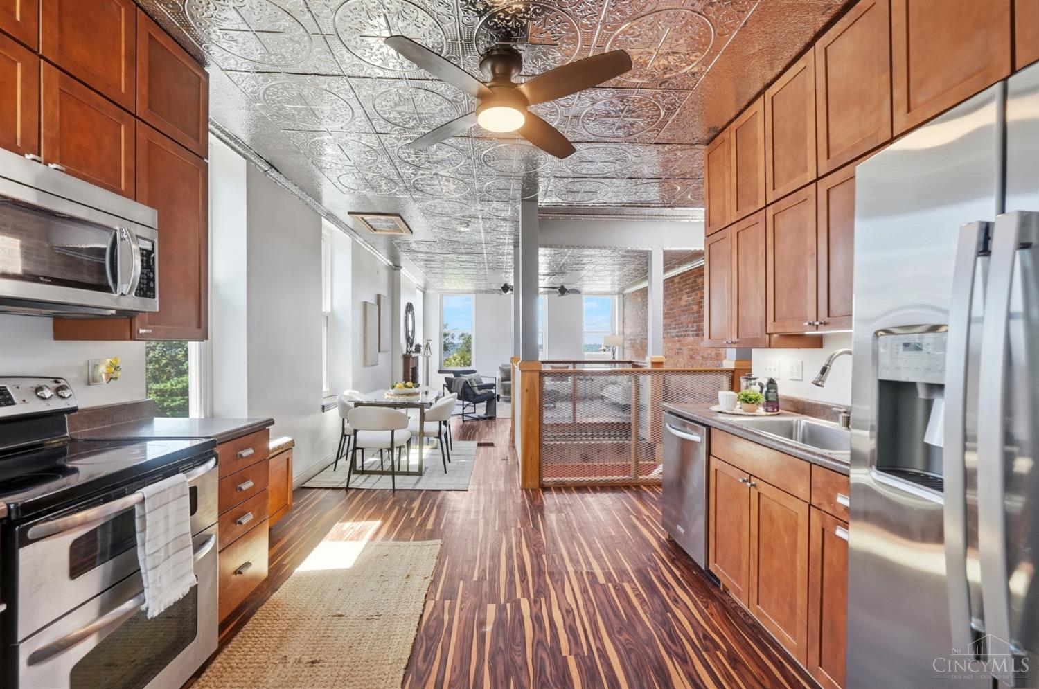 1810 Walker Street Property Photo 47