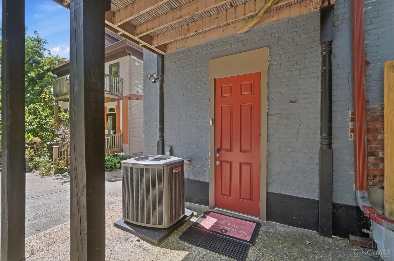 1810 Walker Street Property Photo 56