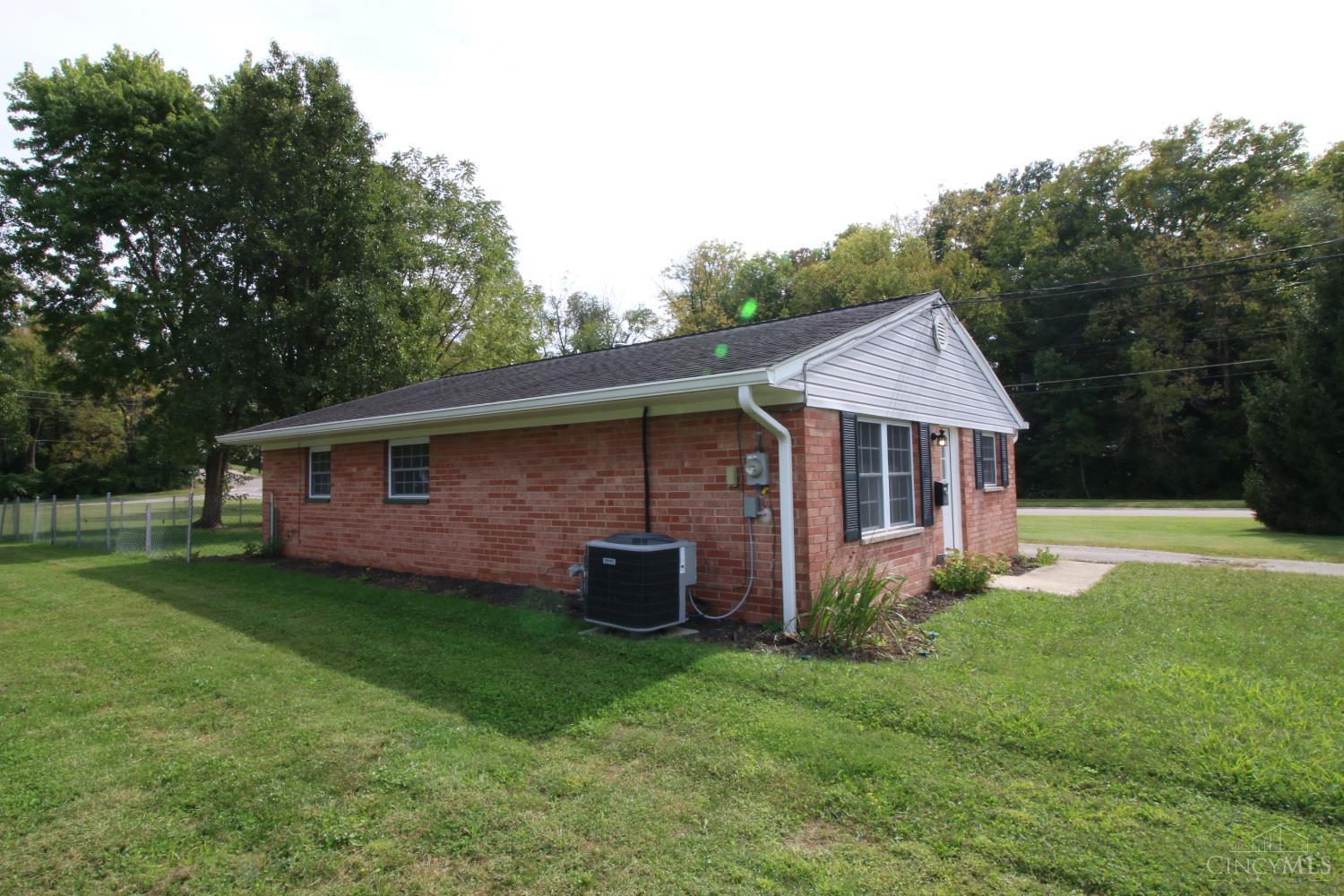 3974 Warren Avenue Property Photo 4