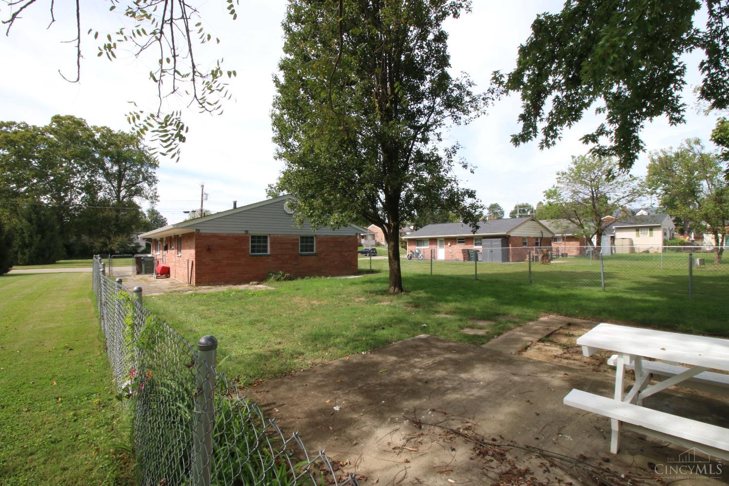 3974 Warren Avenue Property Photo 7