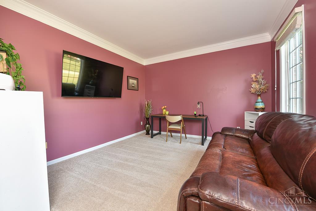 6092 Balsam Drive Property Photo 7
