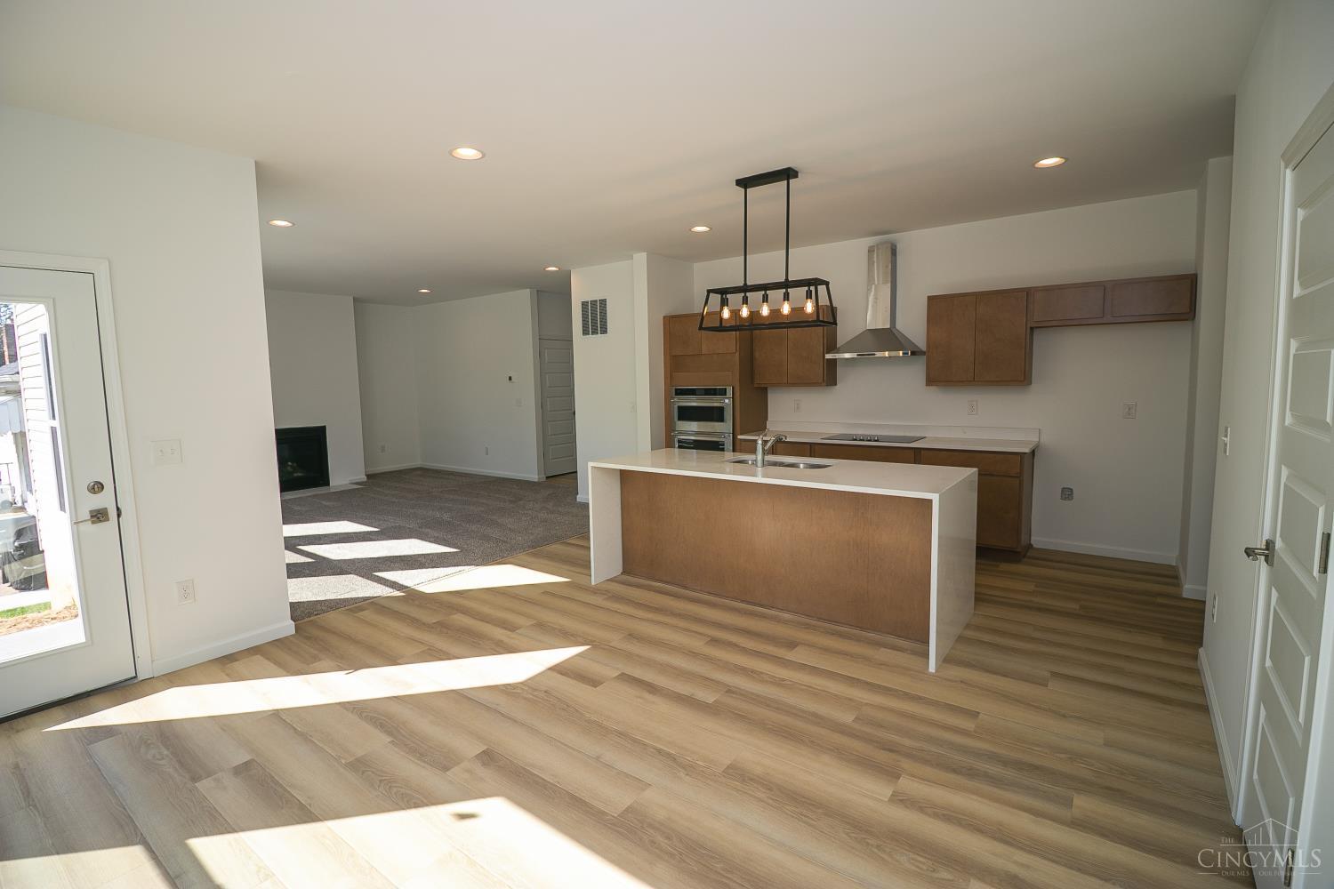 4223 South Avenue Property Photo 13