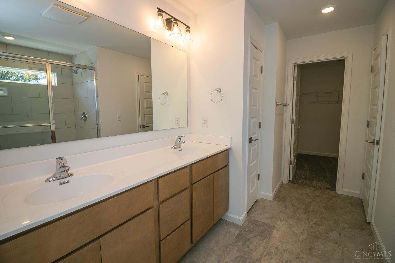 4223 South Avenue Property Photo 18