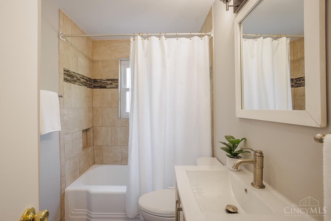 1629 Sutton Avenue Property Photo 22