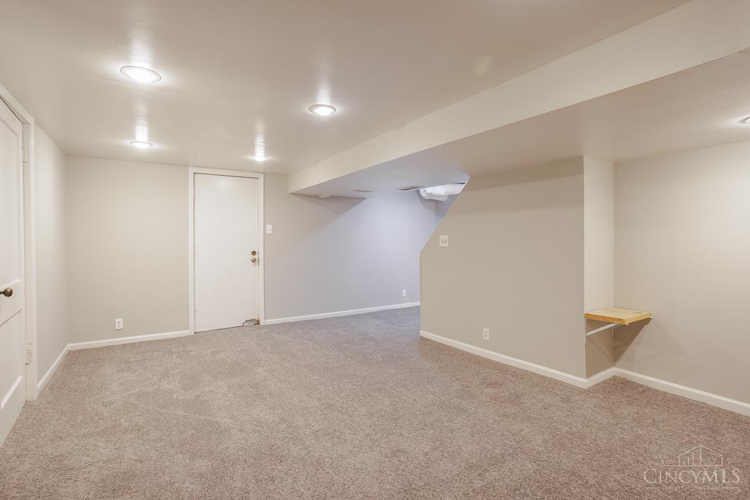 1629 Sutton Avenue Property Photo 24