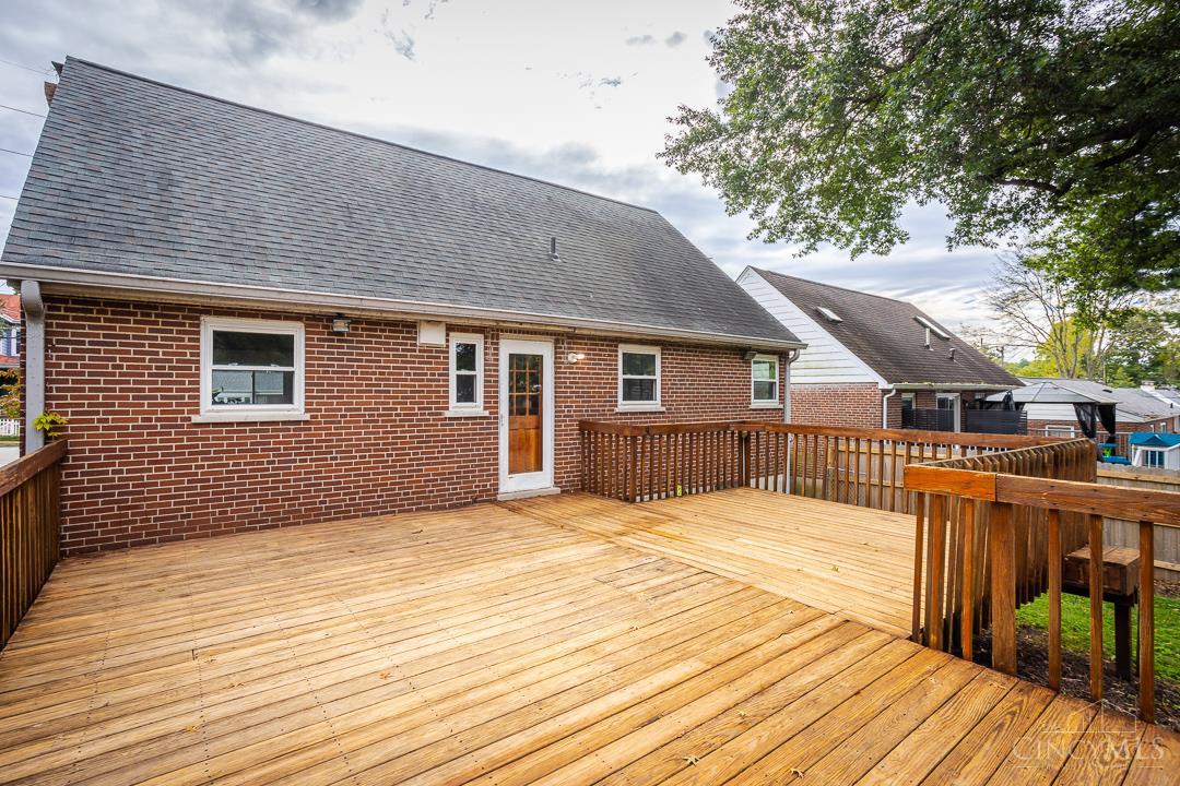 1629 Sutton Avenue Property Photo 26