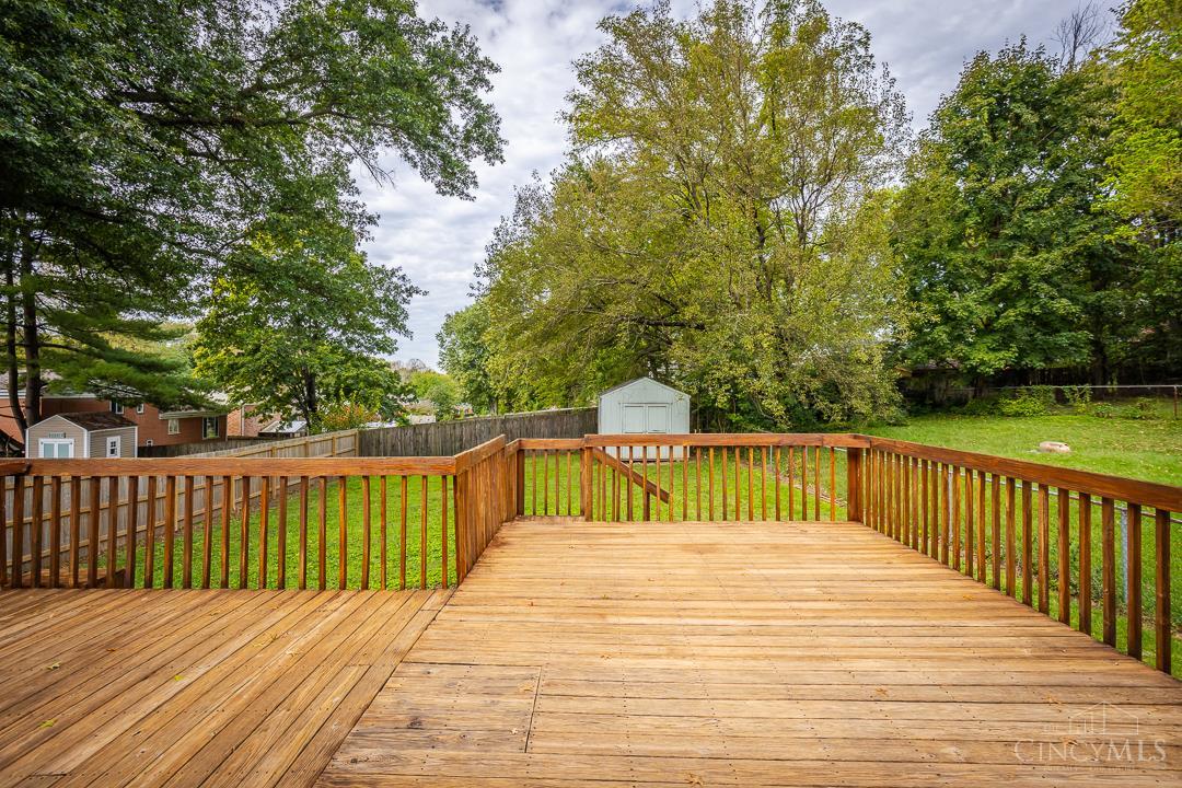 1629 Sutton Avenue Property Photo 27