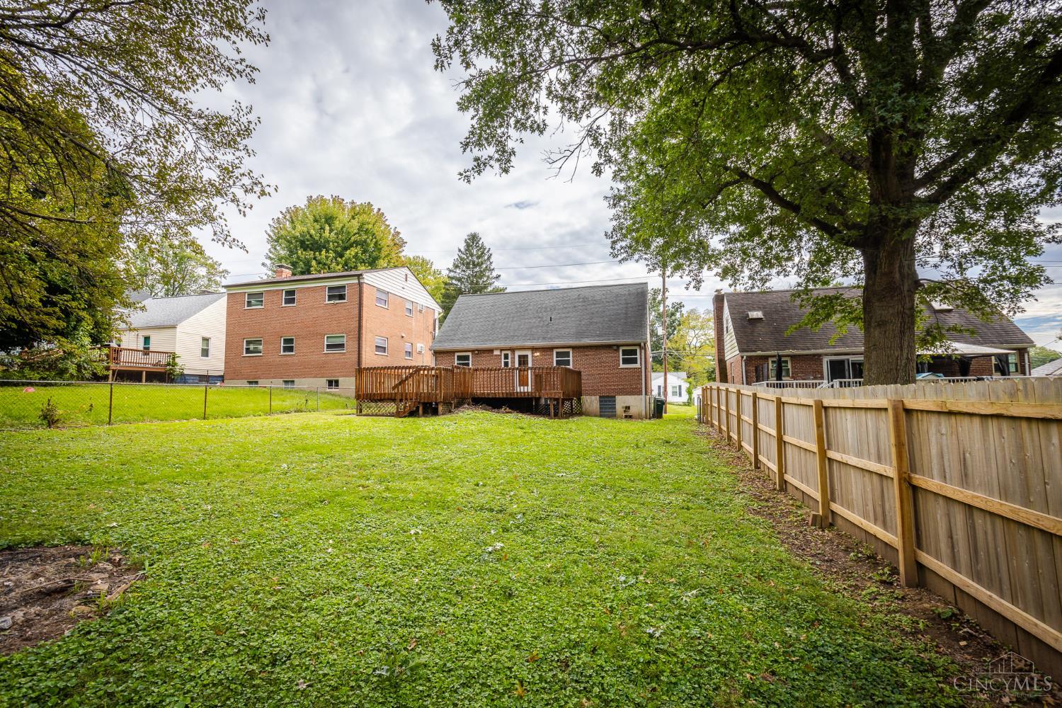 1629 Sutton Avenue Property Photo 29