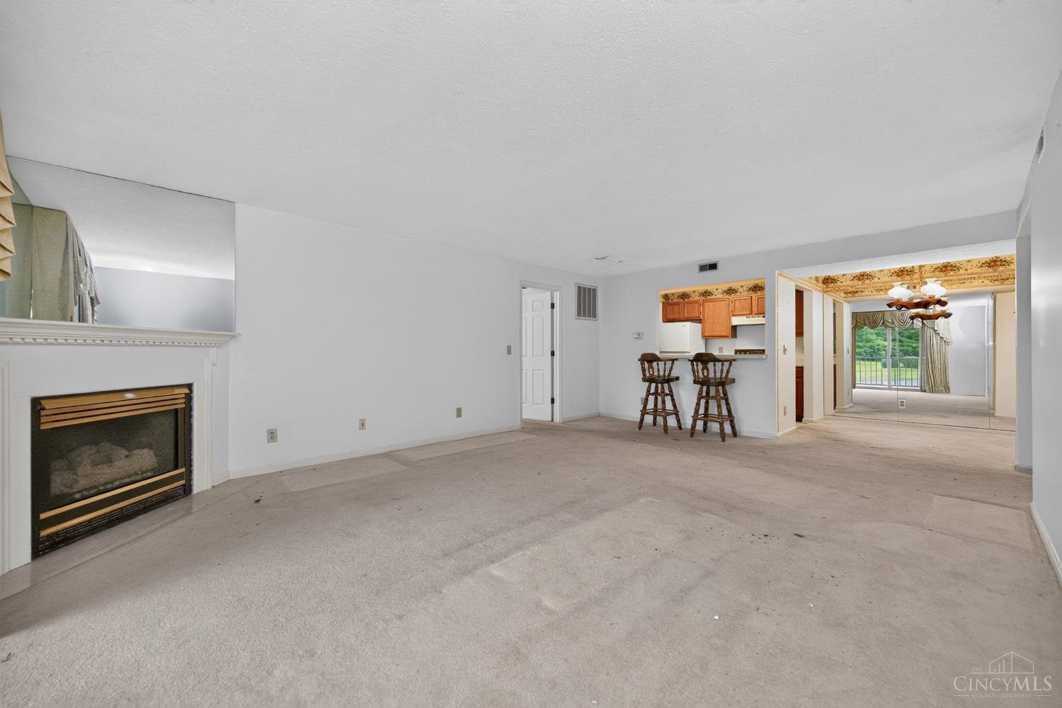 3211 Heritage Square Drive Property Photo 23