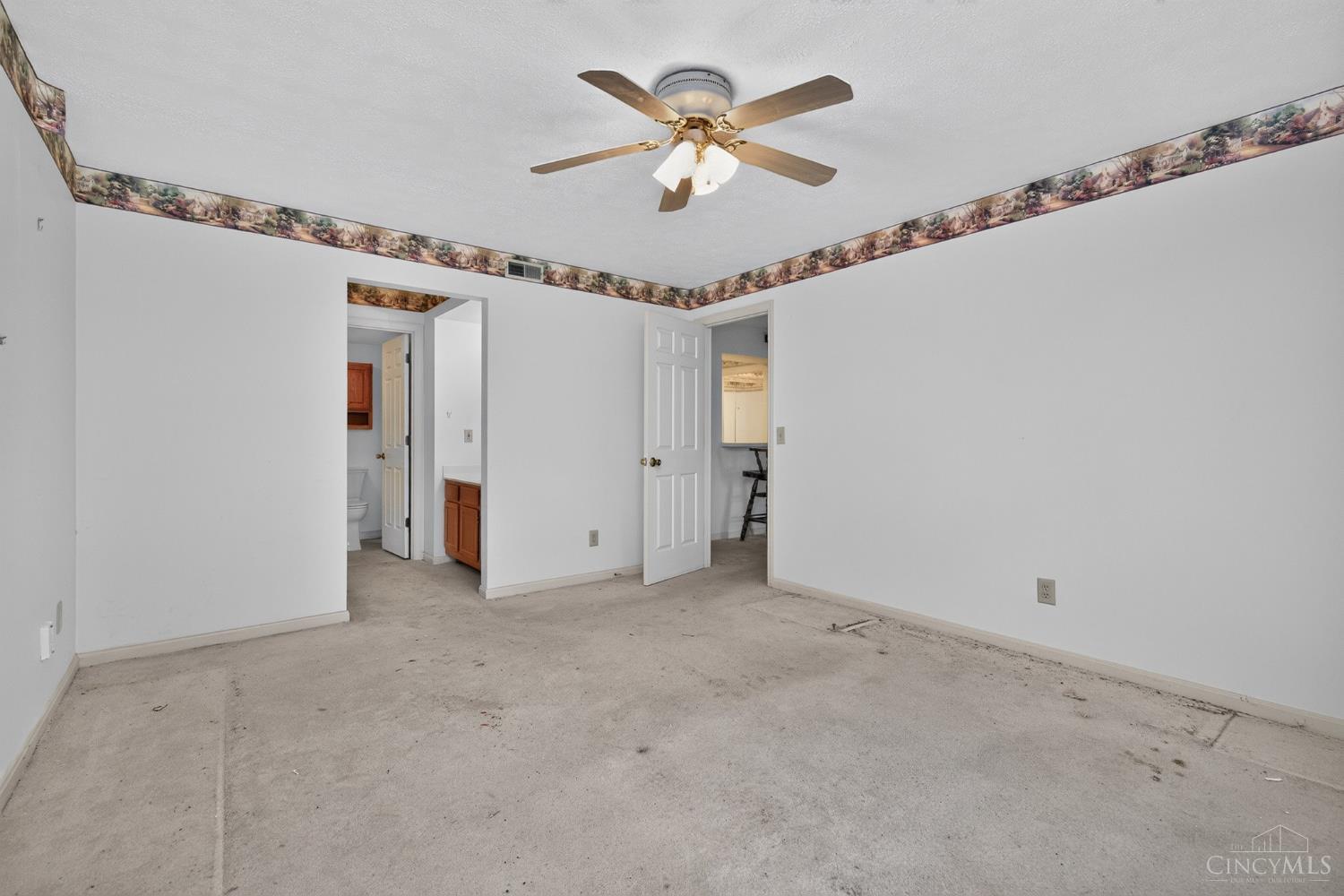3211 Heritage Square Drive Property Photo 29