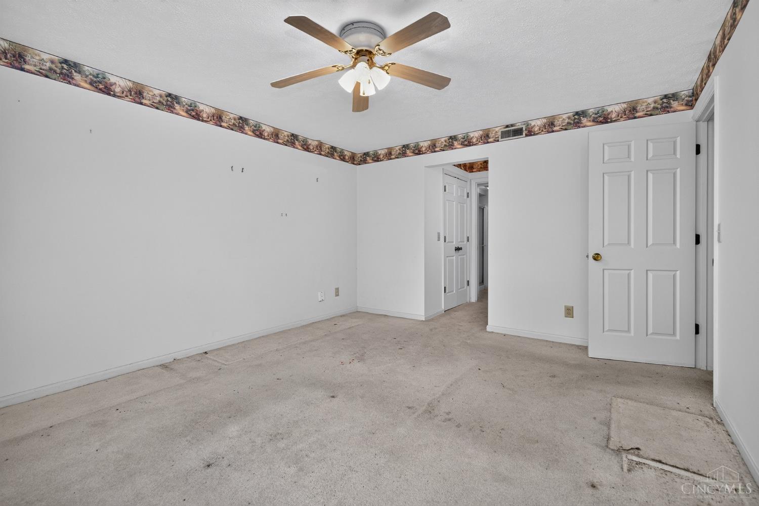 3211 Heritage Square Drive Property Photo 30