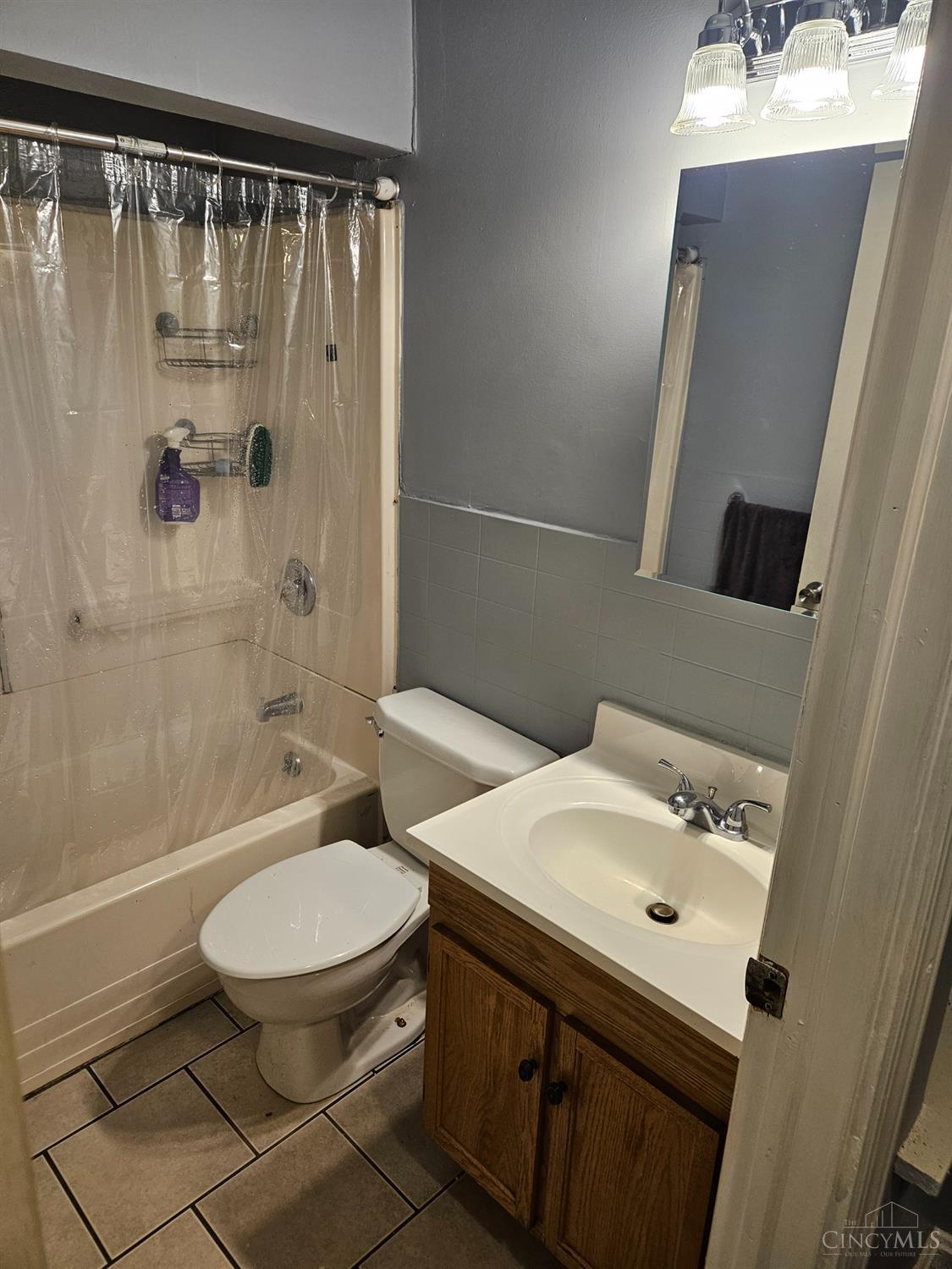 7205 Clovernook Avenue Property Photo 4