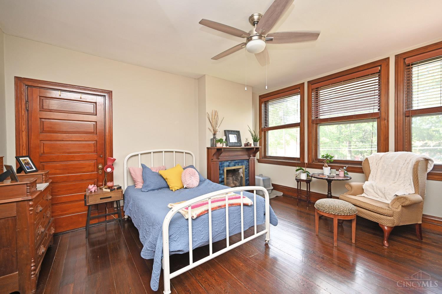 5925 Belmont Avenue Property Photo 44