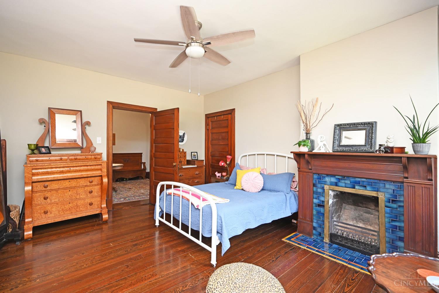 5925 Belmont Avenue Property Photo 45