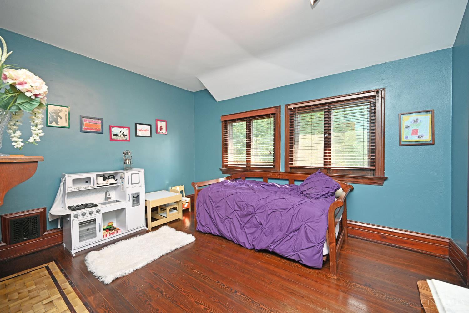 5925 Belmont Avenue Property Photo 47
