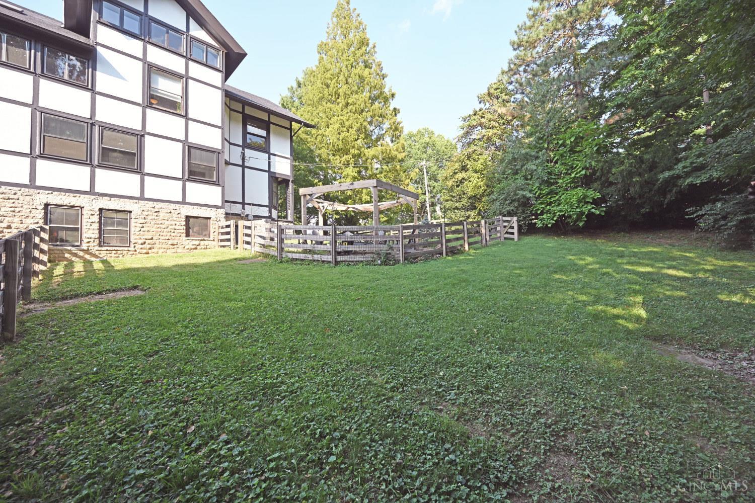 5925 Belmont Avenue Property Photo 74
