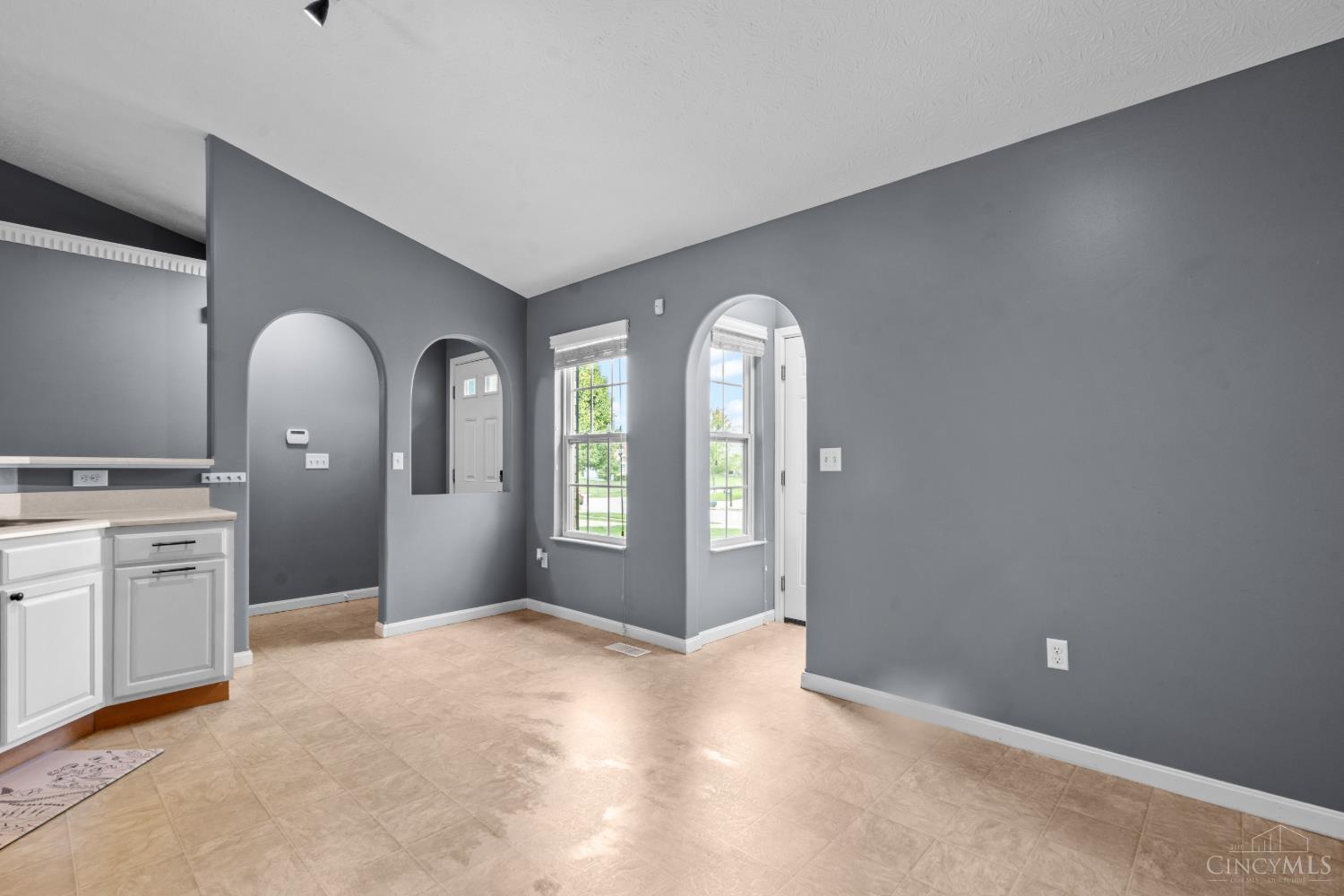 3609 Madison Grace Property Photo 9