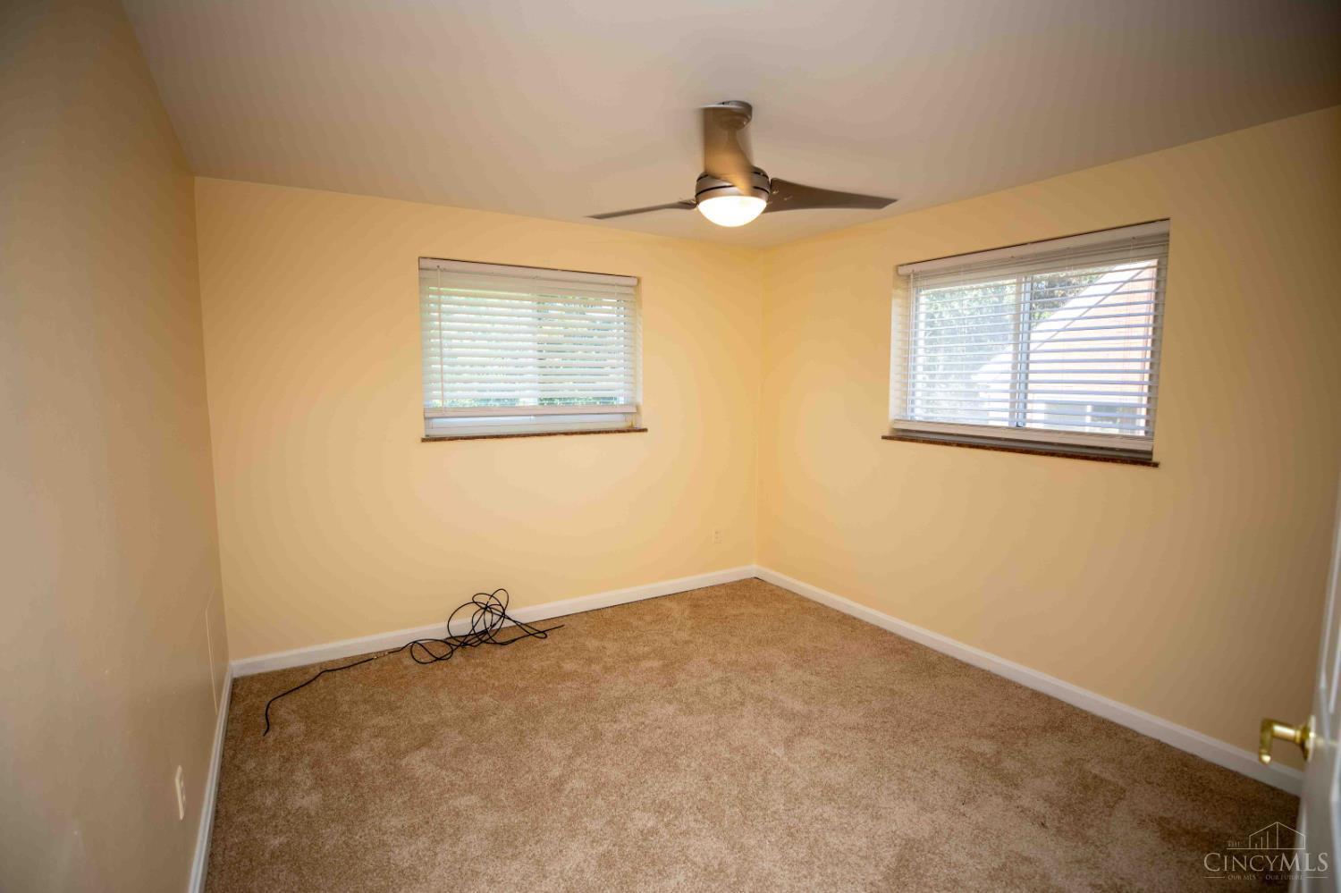 6327 Stover Avenue Property Photo 5