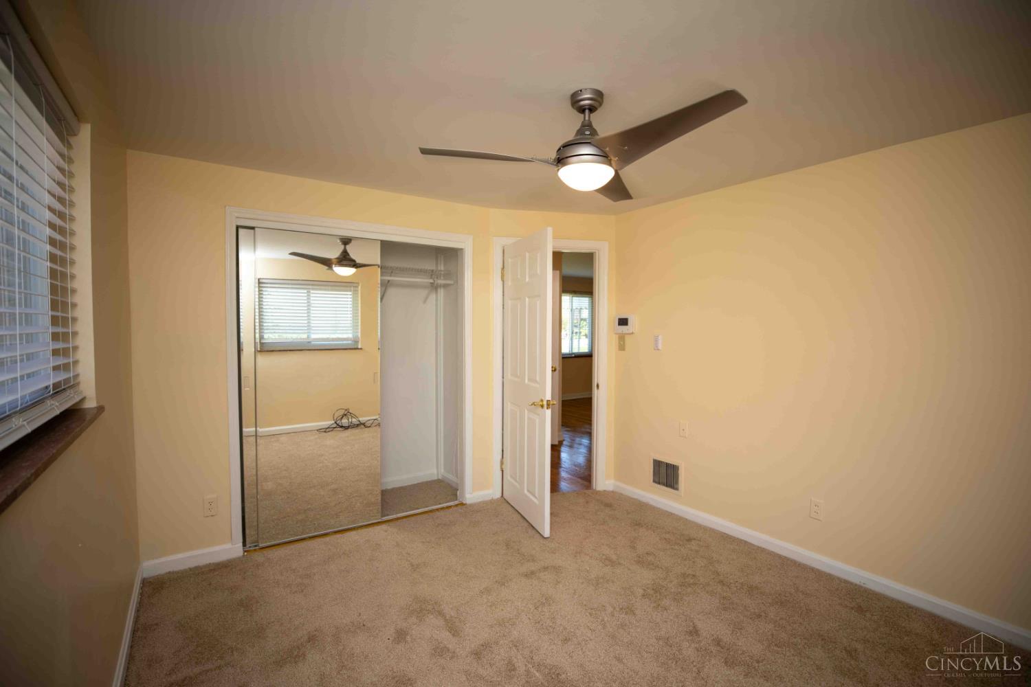 6327 Stover Avenue Property Photo 7