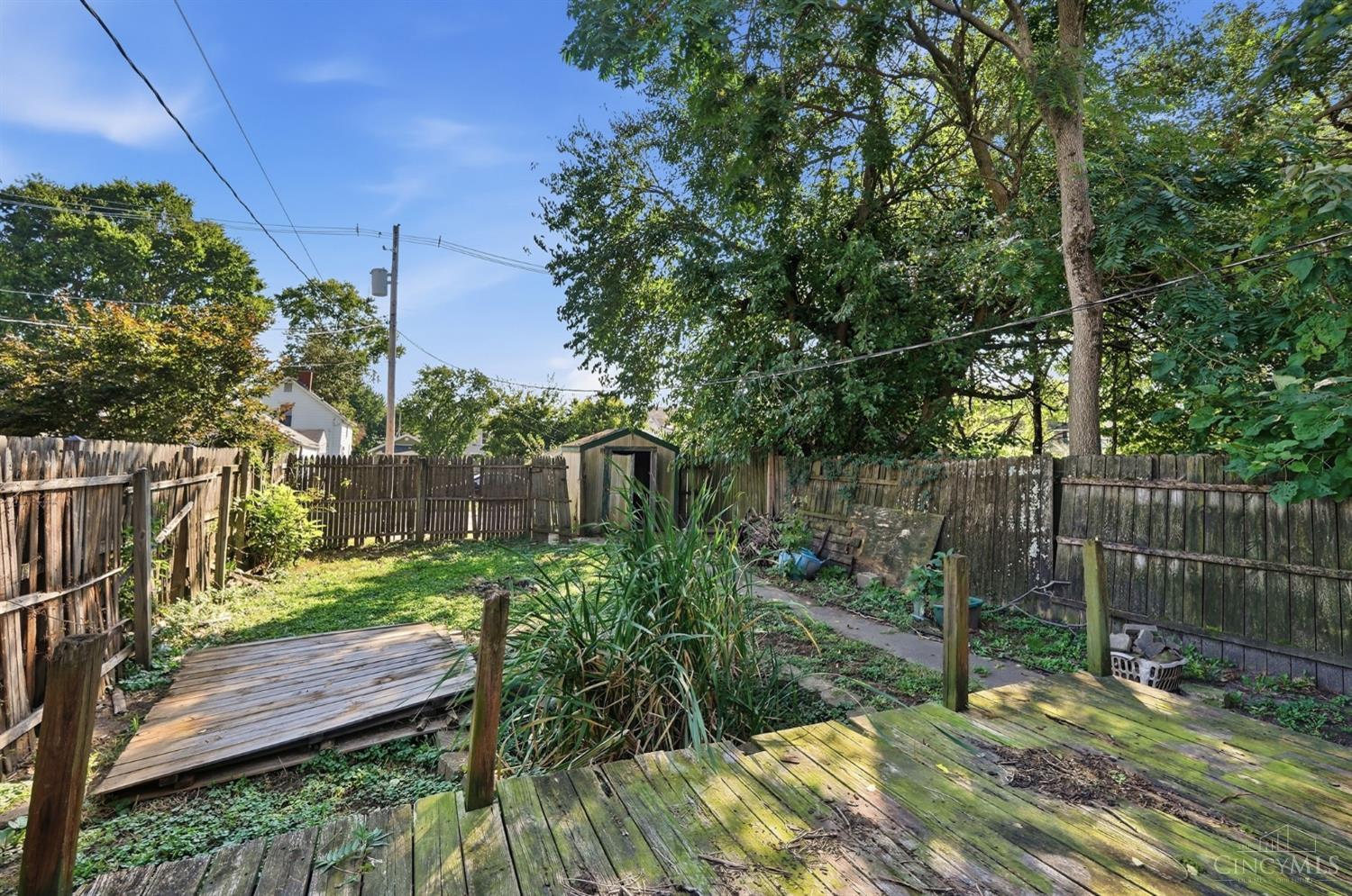 2064 Logan Avenue Property Photo 41
