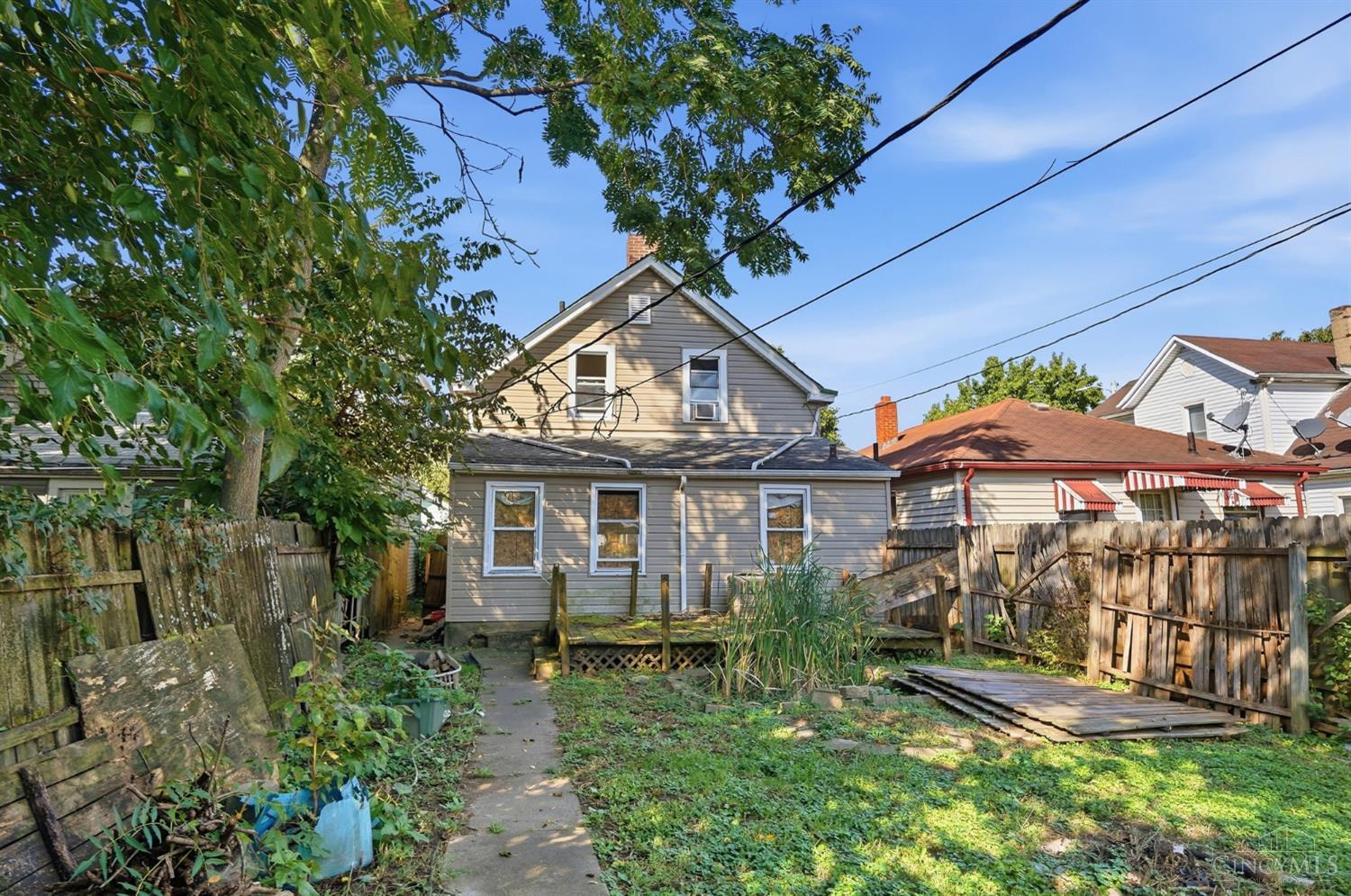 2064 Logan Avenue Property Photo 42