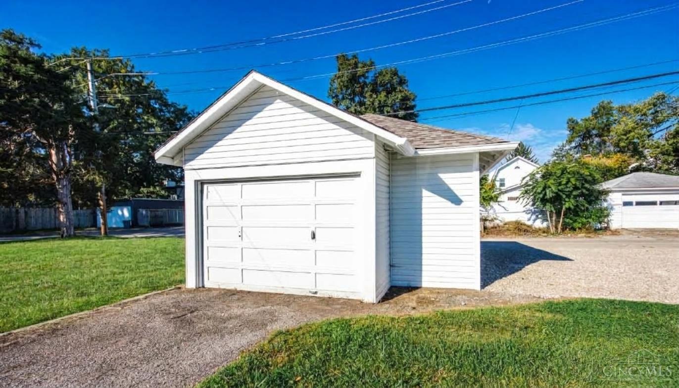 317 Eaton Avenue Property Photo 46