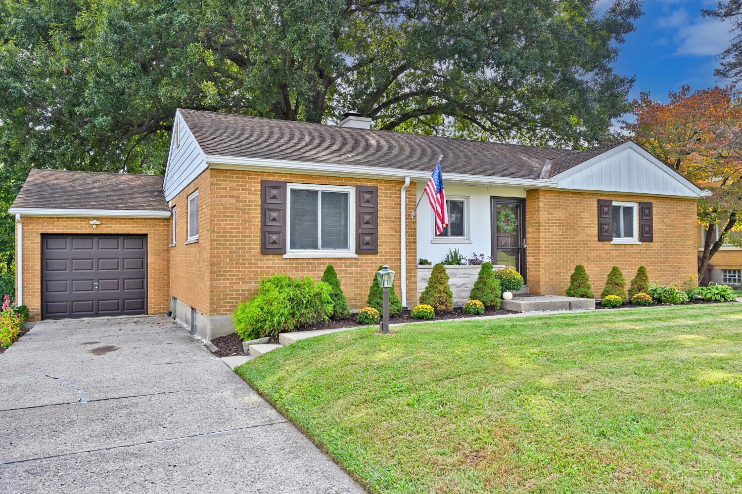3673 Boomer Road Property Photo 2