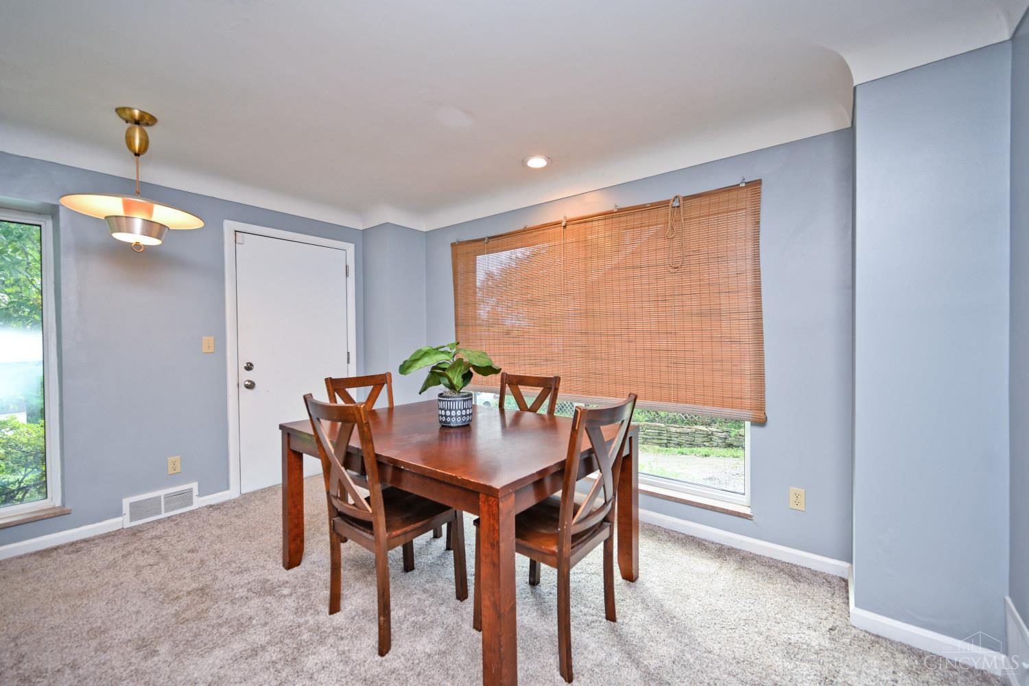 3673 Boomer Road Property Photo 9