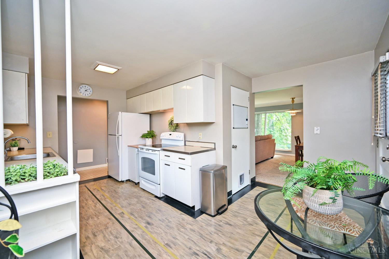 3673 Boomer Road Property Photo 12