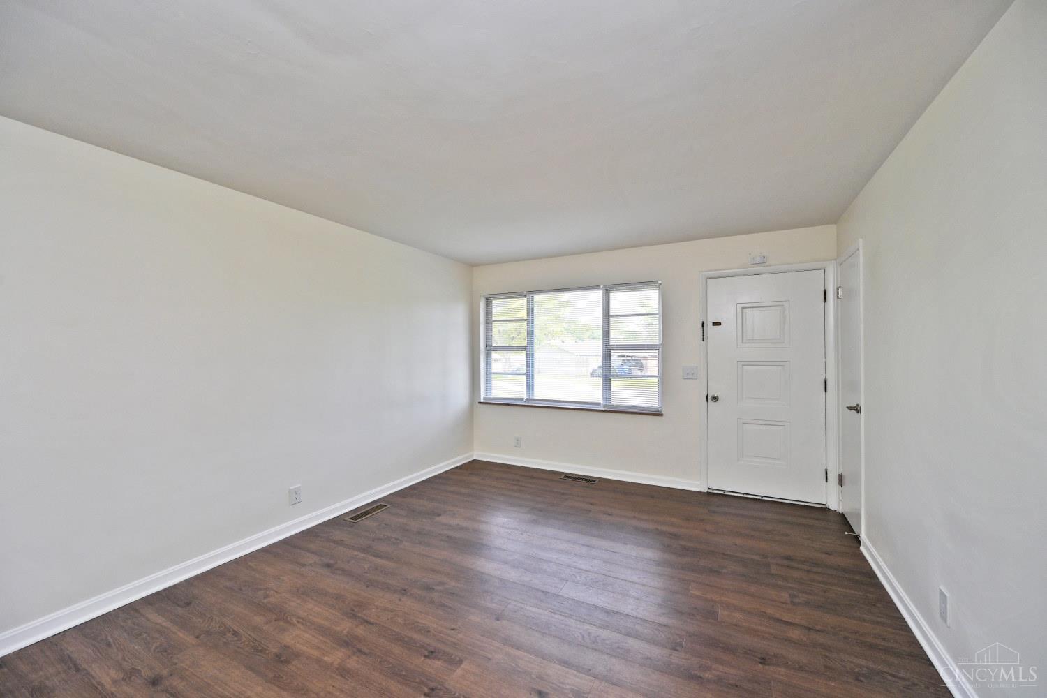 87 Weinman Drive Property Photo 8