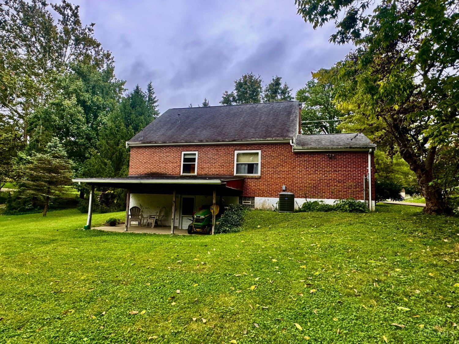 1908 Adams Road Property Photo 4