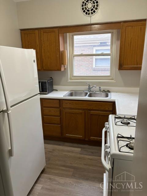 2351 Tytus Avenue Property Photo 5