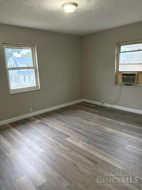2351 Tytus Avenue Property Photo 8