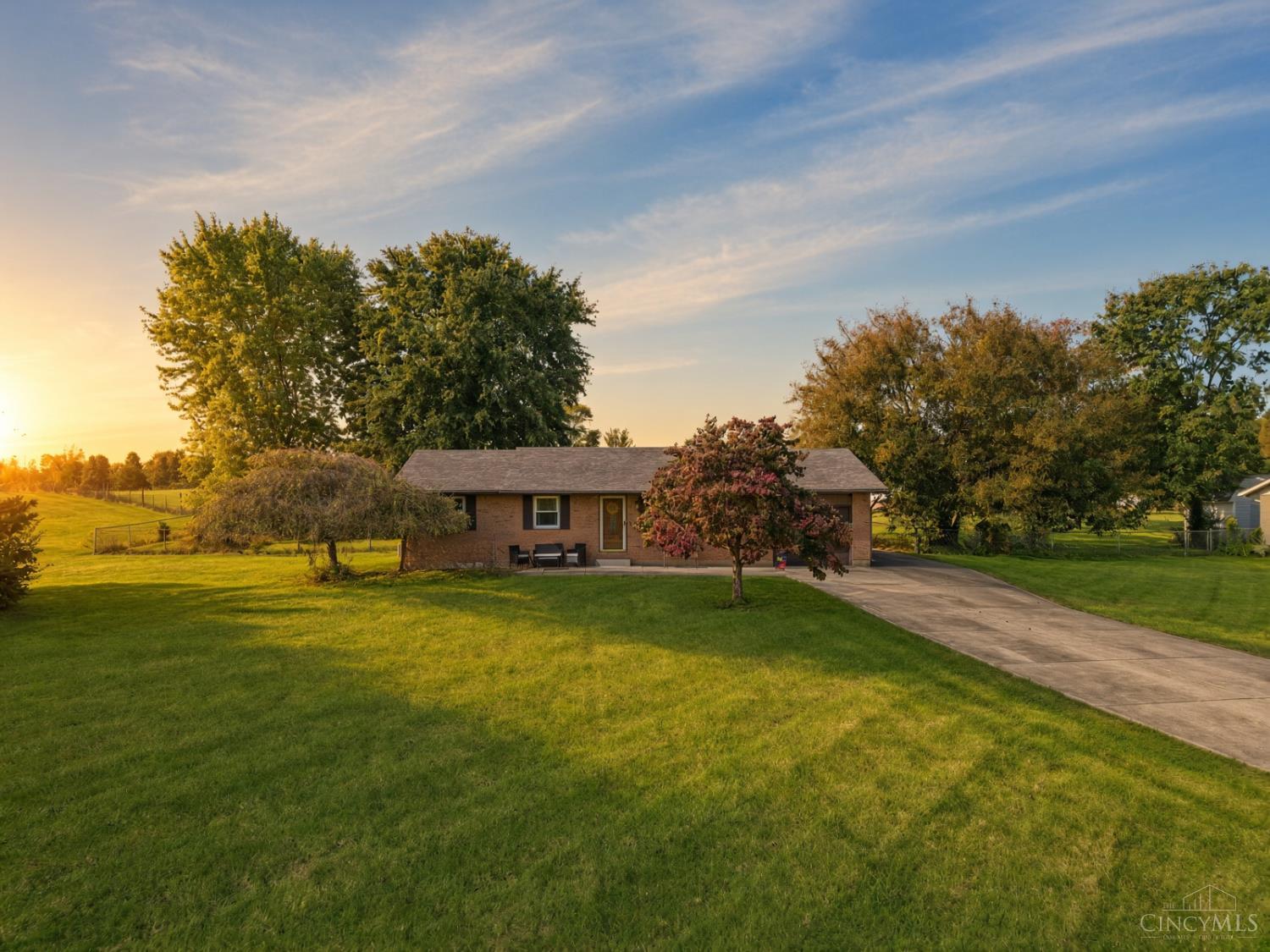 5943 Elk Creek Road Property Photo 1