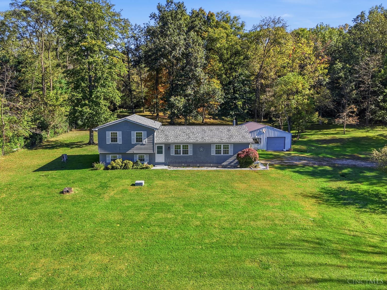 575 Reeder Road Property Photo 1