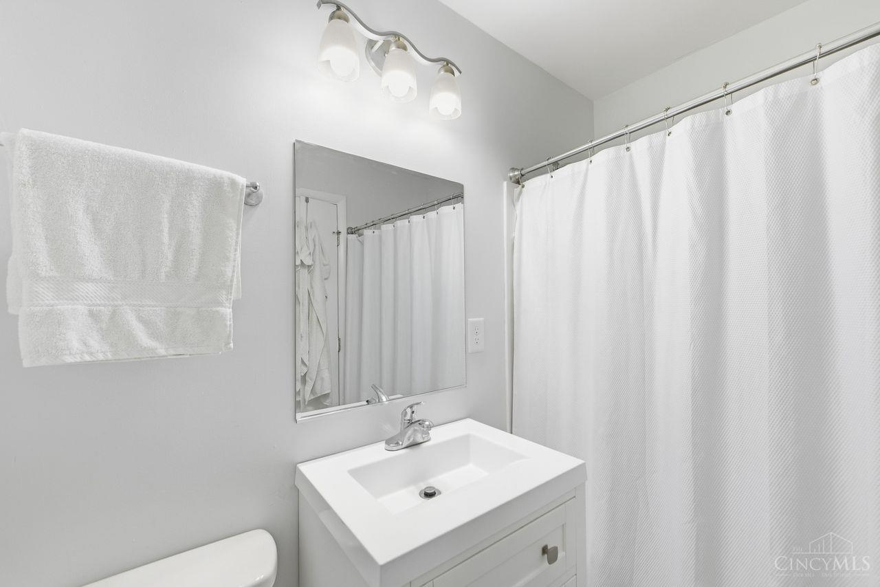 4030 Cottingham Drive Property Photo 41